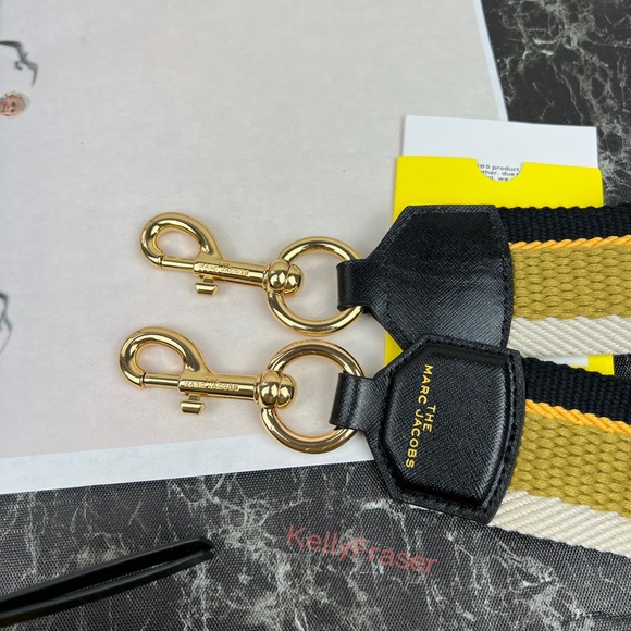 NWOT MARC JACOBS the snapshot shoulder bag - Picture 10 of 12